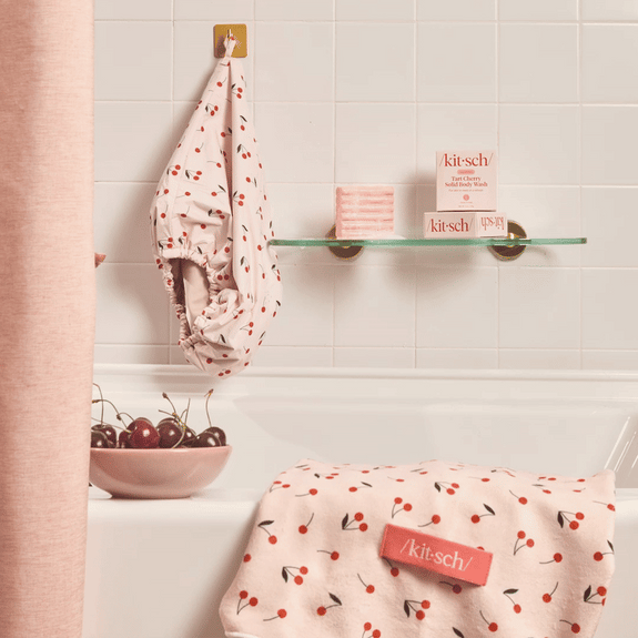 KITSCH Cleansing Tart Cherry Body Wash