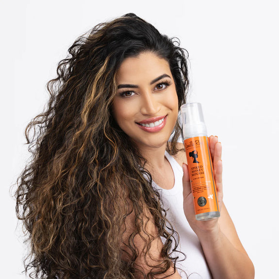 CAMILLE ROSE SPIKED HONEY MOUSSE 4-IN-1 STYLER