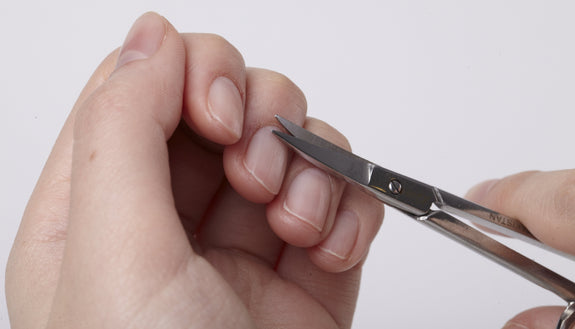 KISS NEW YORK Premium Cuticle & Nail Scissors