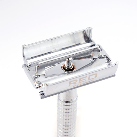 ED BY KISS Classic Shaver with 2pcs Blades