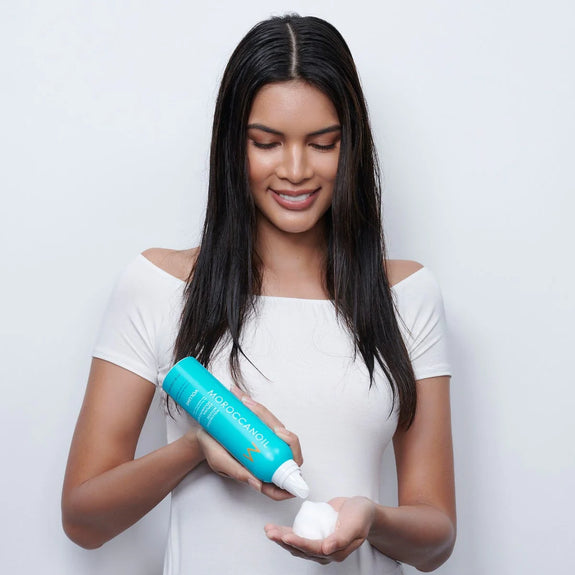 MOROCCANOIL VOLUMIZING MOUSSE  FOR FINE TO MEDIUM HAIR 160 ML