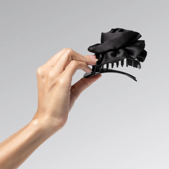 Kitsch Satin Rosette Medium Flat Cloud Clip - Black