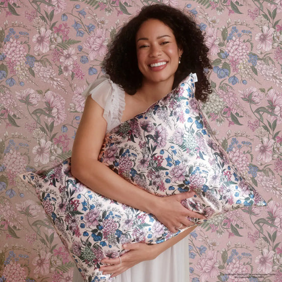 Kitsch Bridgerton X Satin Pillowcase in Wisteria