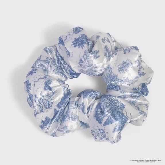 Kitsch Bridgerton X Satin Pillow Scrunchies in Toile in Bloom