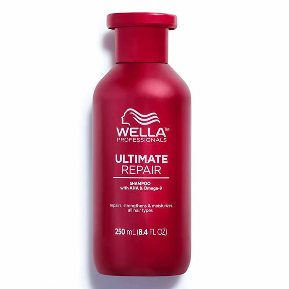 Wella Professionals Ultimate Repair Shampoo, Professional Lightweight Shampoo for Damaged Hair 250 ml