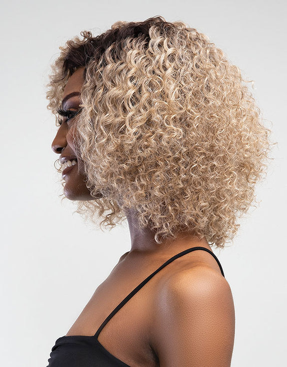 JANETCOLLECTION  ESSENTIALS HD LACE KANDI WIG