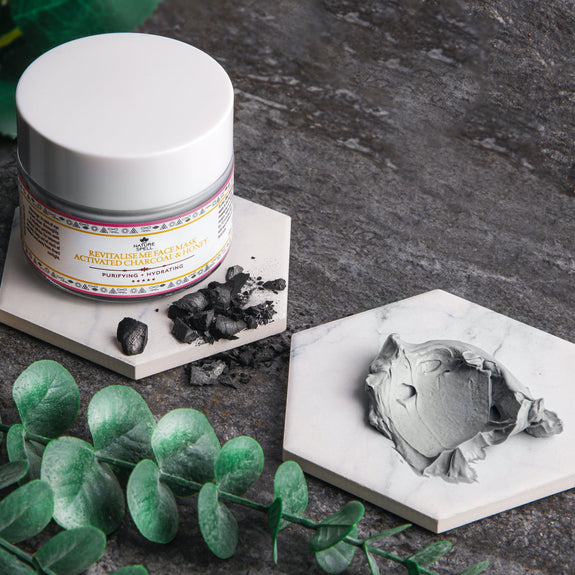 NATURE SPELL Activated Charcoal & Honey Purifying Face Mask