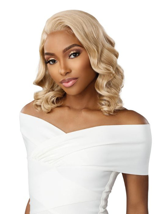 SENSATIONNEL GLUELESS BARE LACE WIG 13X6 - UNIT 11