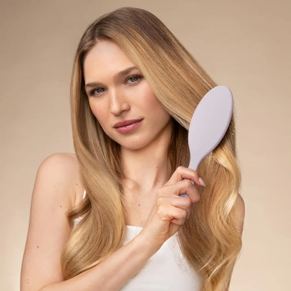 Kitsch Smooth & Polish Brush in Haze Blue