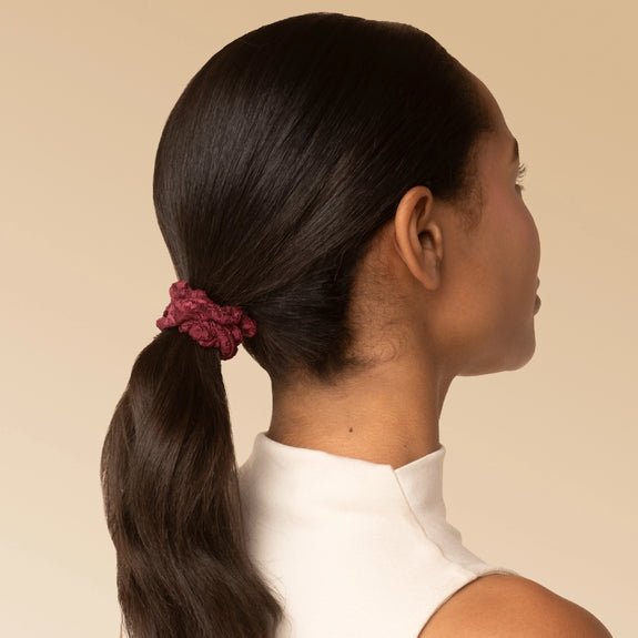 Kitsch Ruched Lace Scrunchies 5pc Set Cherry Lacquer & Dusty Pink
