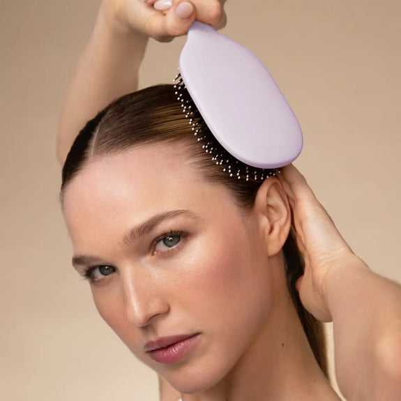 Kitsch Smooth & Polish Brush in Soft Violet